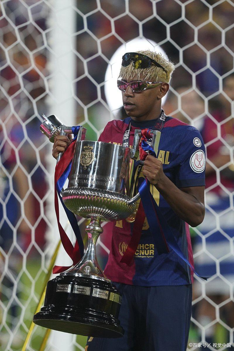 IM电竞app包含转会期萨克拉门托国王调整名单以备国王杯，战术微调环节打磨，目标明确，年轻球员得到机会的词条