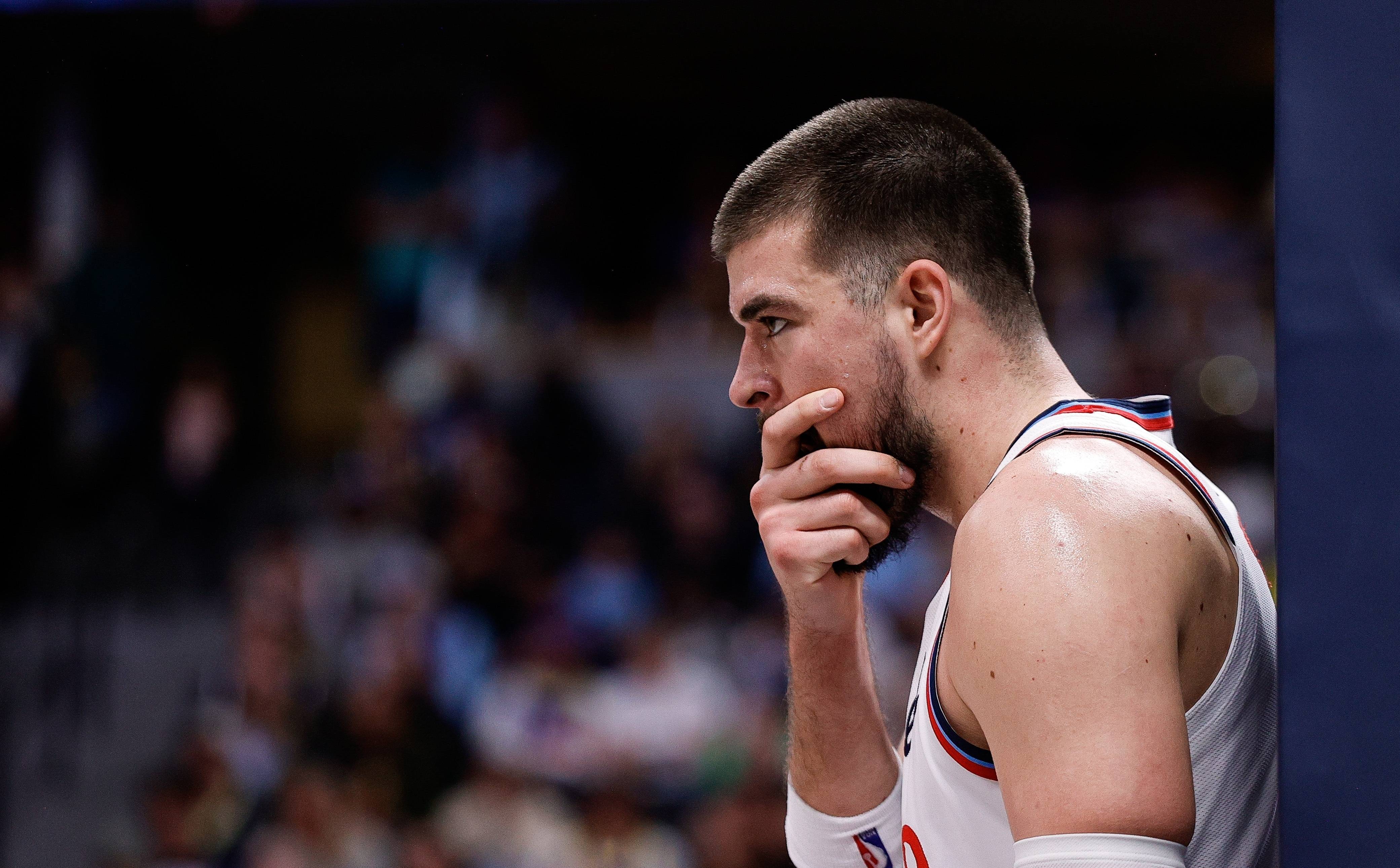 洛杉矶快船迎CBA常规赛关键赛,赛前防线松动,信心回归,团队化学反应显著的简单介绍 洛杉矶快船迎CBA常规赛关键赛,赛前防线松动,信心回归,团队化学反应显著的简单介绍