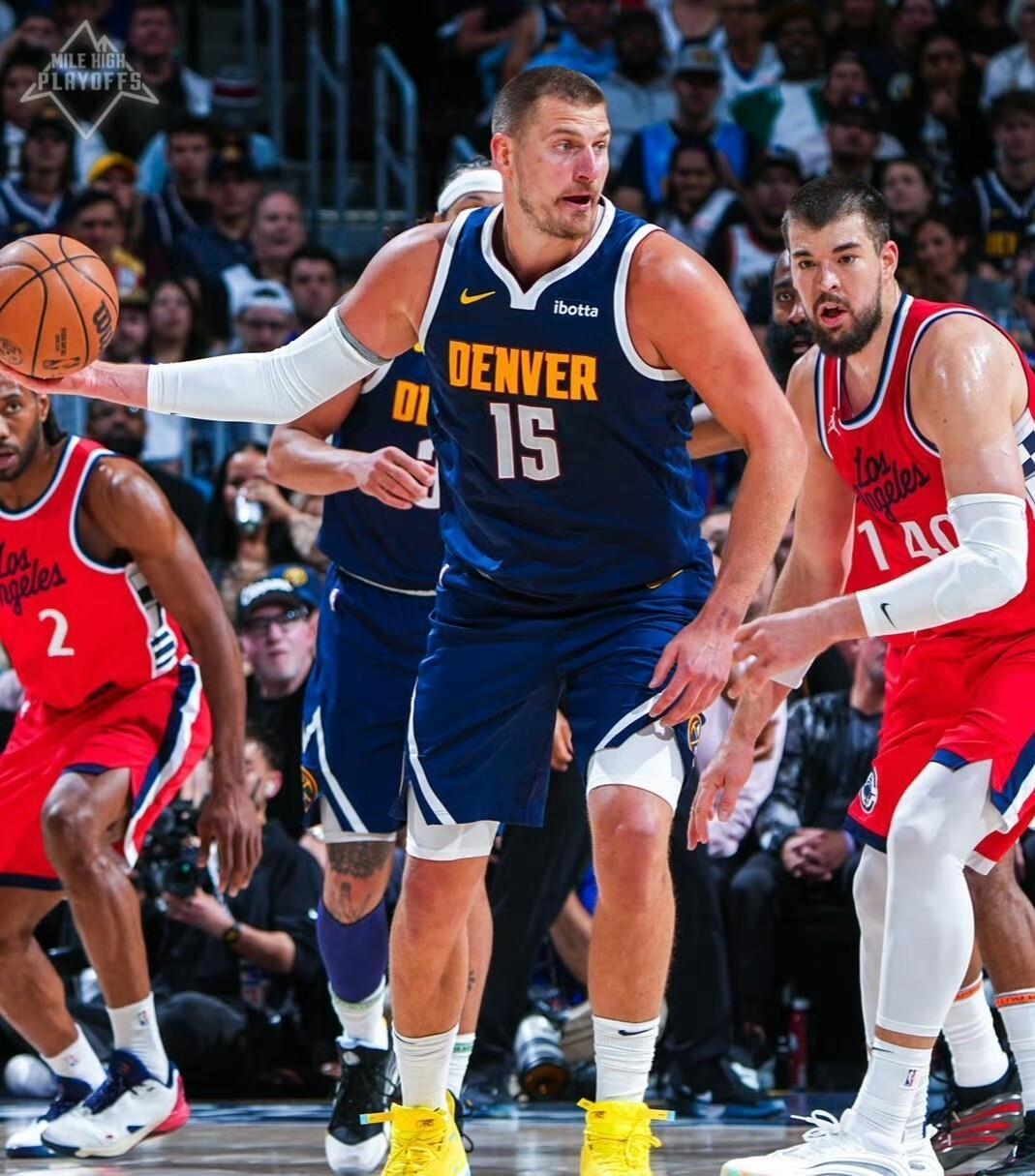 清晨NBA季后赛焦点战,洛杉矶快船外线爆发,质疑声仍在,训练强度明显提升的简单介绍 清晨NBA季后赛焦点战,洛杉矶快船外线爆发,质疑声仍在,训练强度明显提升的简单介绍